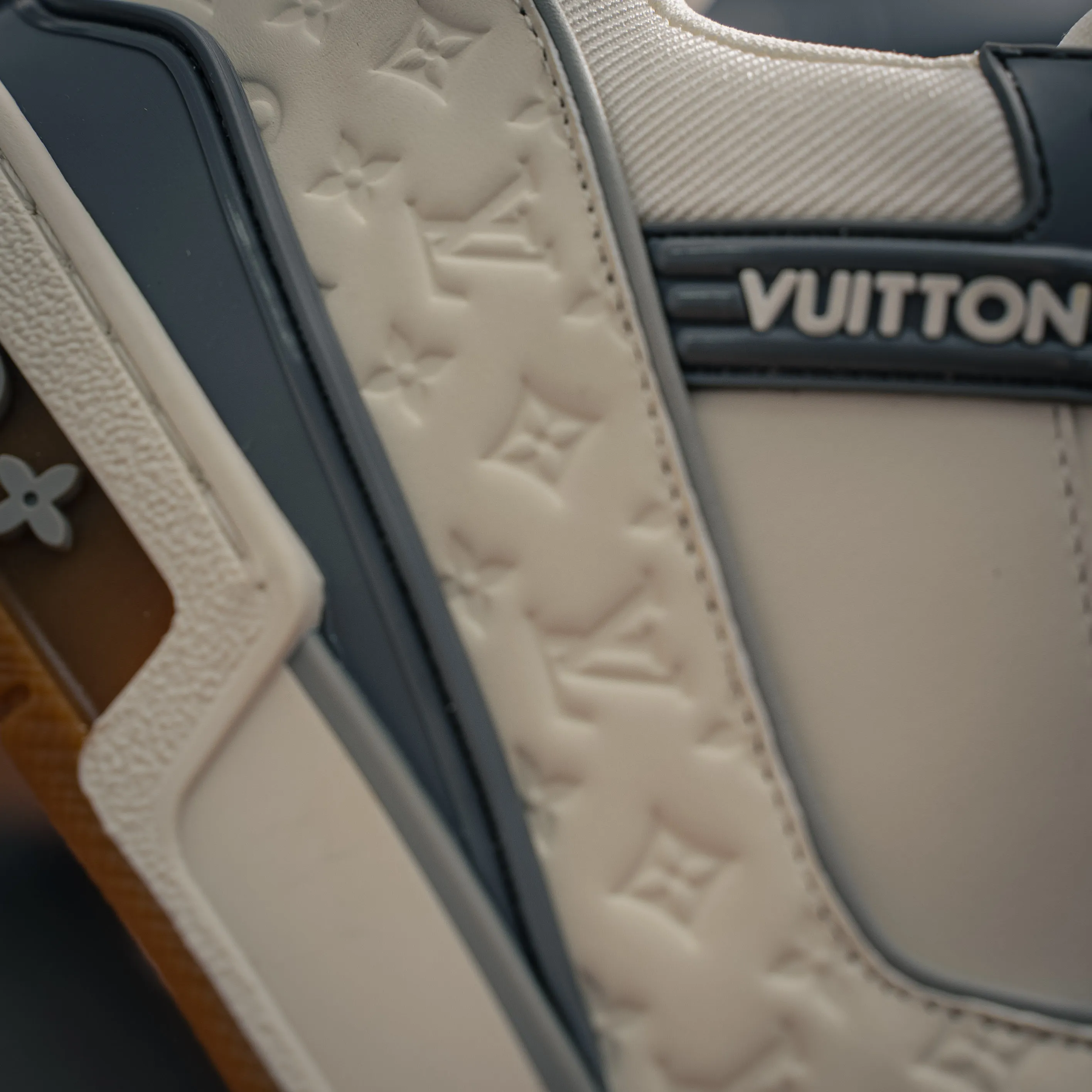 / LV Trainer Series Sneakers New Arrival ZP Shoes 、 NFC